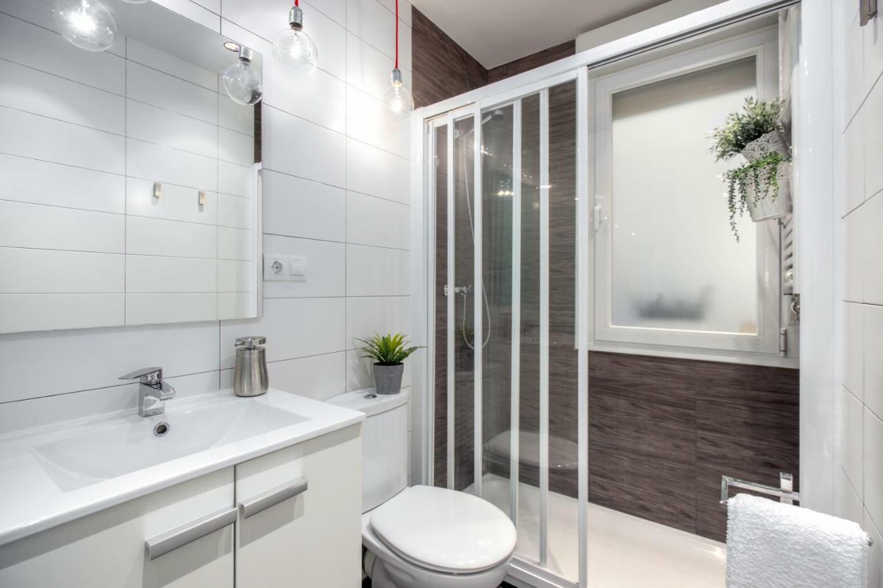 Ondarreta Beach Apartment Con Parking Free Y Aire Acondicionado San Sebastián Exterior photo